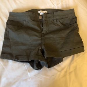 H&M dark green shorts- size 2